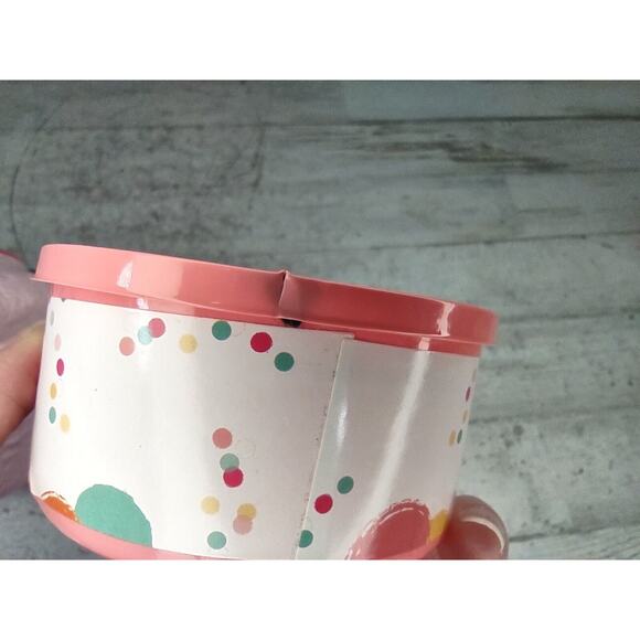 Num Noms Smooshcakes Scented Sprinkles Bear Squishy Toy in Container 4" - Picture 8 of 9